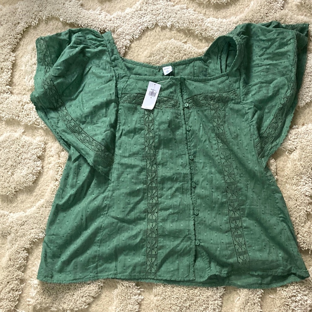 Light green Old Navy button down blouse